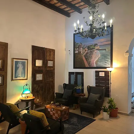 352 Boutique Guest House-2