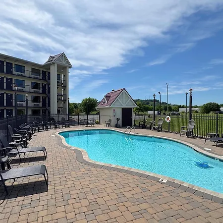 Landmark Inn On The River Sevierville-3