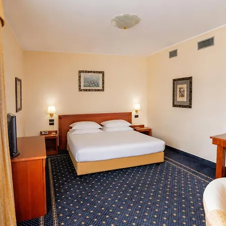 Phi Hotel Cavalieri-3