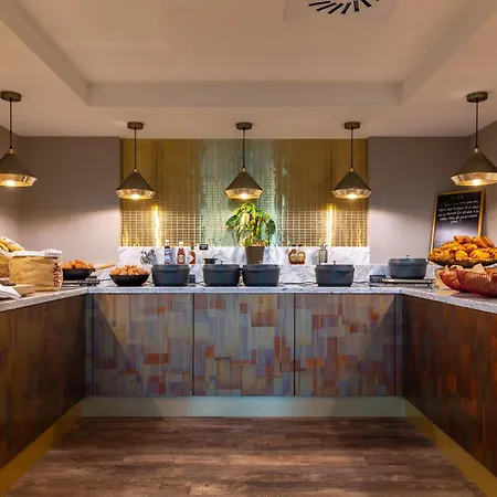Park Inn By Radisson Antwerp City Centre-2