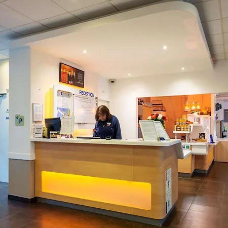 ibis budget Saint-Quentin Centre Gare-2