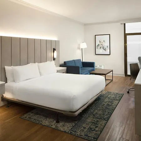 Four Points By Sheraton Richmond Airport-3