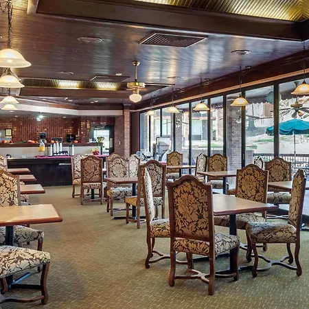 Magnuson Grand Hotel And Conference Center Tyler-2