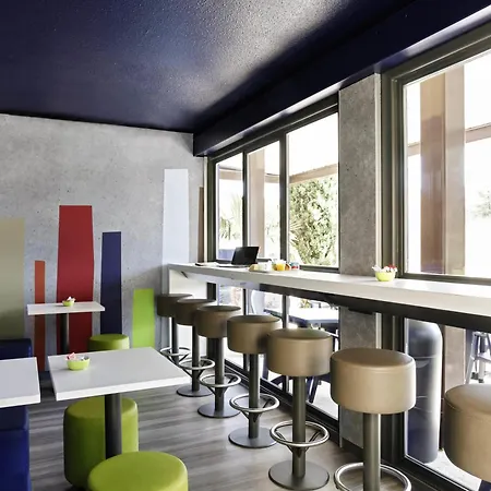 ibis budget Lyon Gerland-3