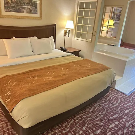 Surestay By Best Western Cherokee On The River-2