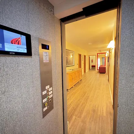 Hotel Reinhardts-3