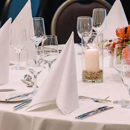 MÖVENPICK Hotel Stuttgart Airport-3