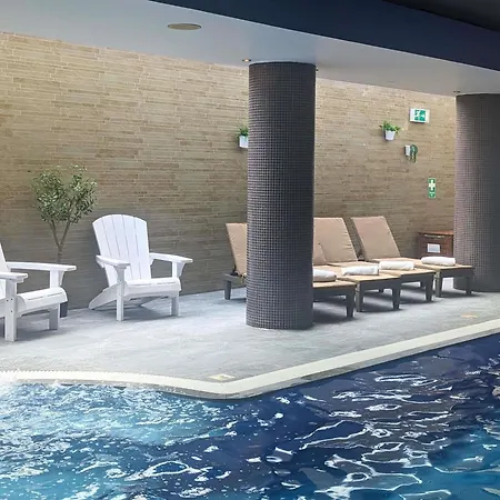 Novotel Edinburgh Park-2