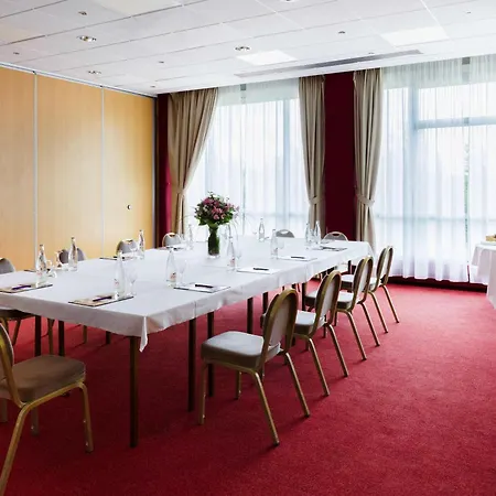 Mercure Nevers Pont De Loire-3