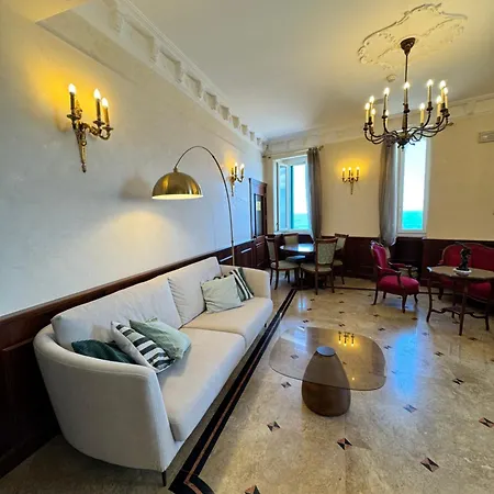 Livingston Hotel-2