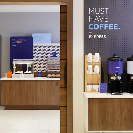 Holiday Inn Express & Suites Seattle Downtown - Lake Union By Ihg-3