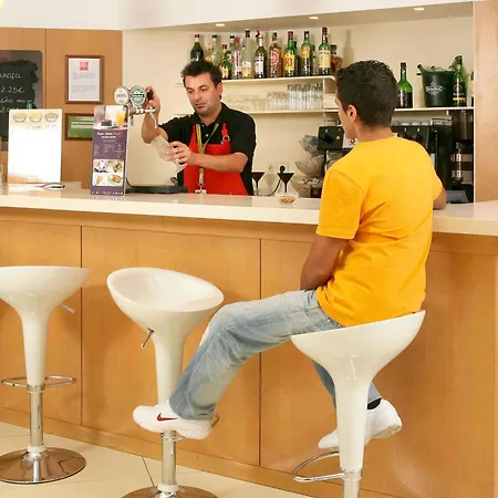 Hotel Ibis Setubal-3