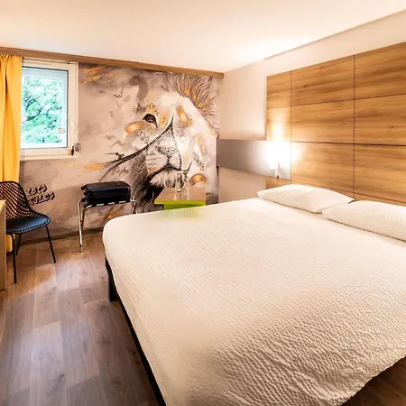 ibis styles Brive Ouest-3