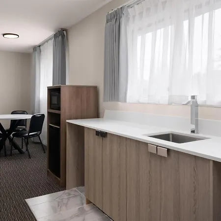 Anchor Inn & Suites, BW Signature Collection-2
