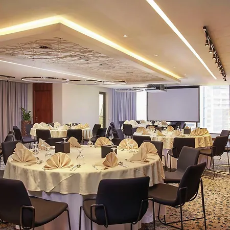 Mercure Dubai Barsha Heights Hotel Suites And Apartments-3