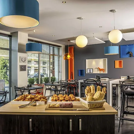 ibis Styles Saumur Gare Centre-2
