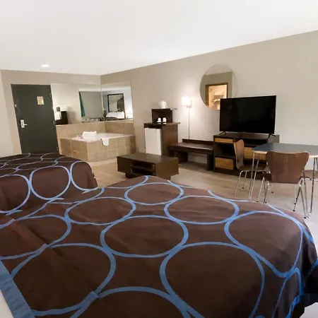 Super 8 By Wyndham Niagara Falls-2