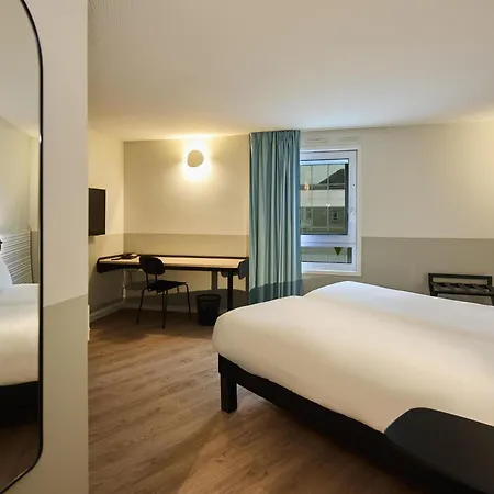 ibis Styles Paris Poissy-2