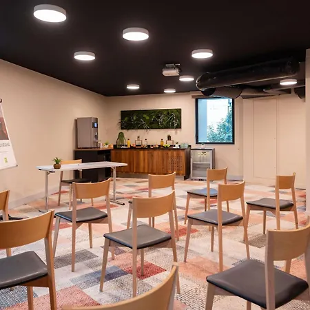 Ibis Styles Paris Meteor Avenue D'Italie-3
