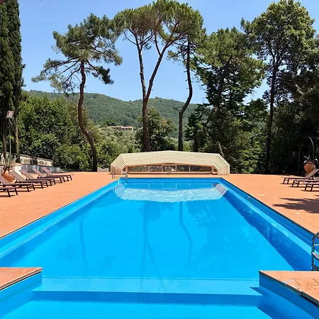 Villa del Parco in Tuscany-2