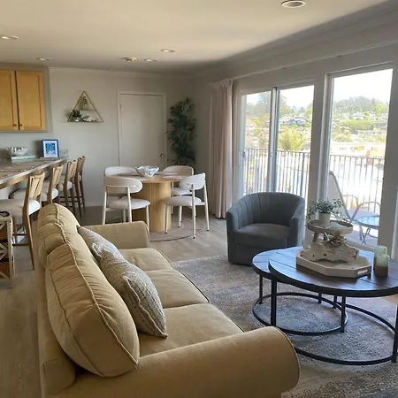 Capitola Beach Suites-3