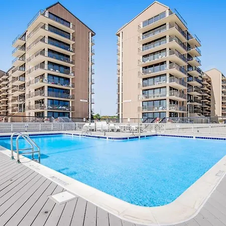 Sea Colony --- 702 Harbour-2