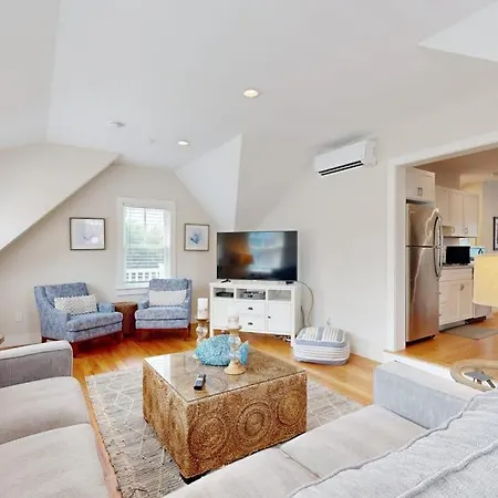 Oyster Beach Bungalow-3