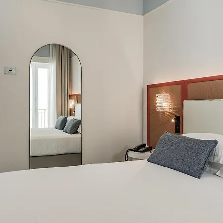 Hotel Plaza-2
