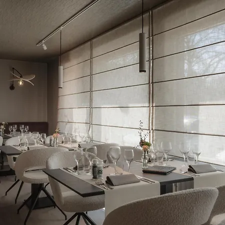 Hotel Saint-Hubert-3