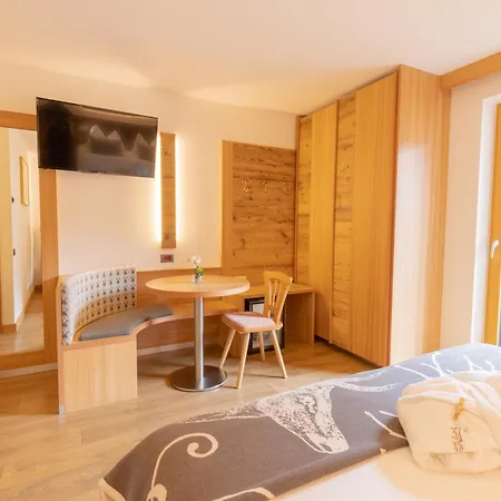 Berghotel Miramonti-3