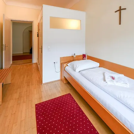 Gästehaus im Priesterseminar Salzburg-3