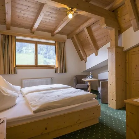 Hotel Garni Klocker-3