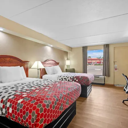 Econo Lodge Panama City St Andrews-2