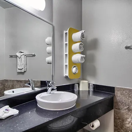 Motel 6-Weslaco, Tx-2