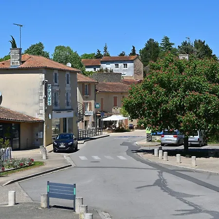 Logis Le Cheval Blanc et Le Clovis-3