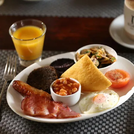 Ja The Bruntsfield - Edinburgh-3