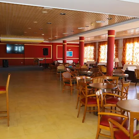 Hotel Punta Del Cantal-3