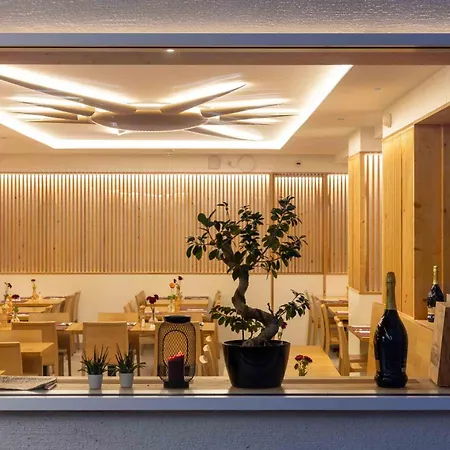 Hotel Sonne St. Moritz 3* Superior-2