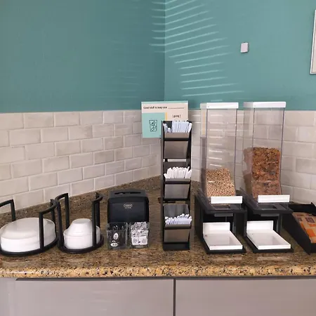 Grander Inn & Suites By Ihg-2