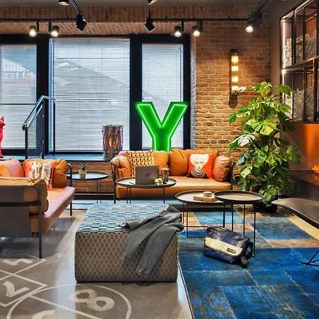 Moxy Warsaw Praga-2