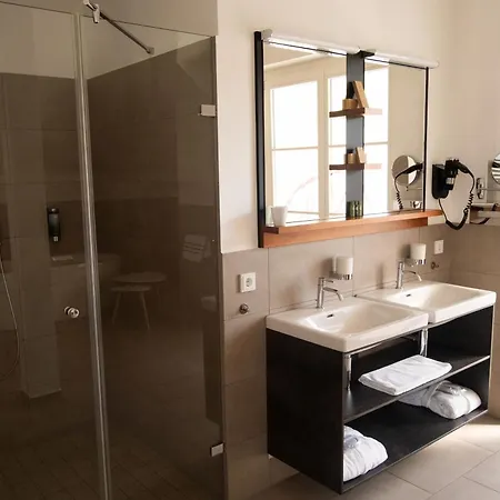 Villa Linde Seehotel-2