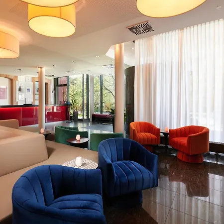 Novina Hotel Tillypark-2