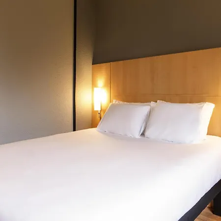 Ibis Quimperle-3