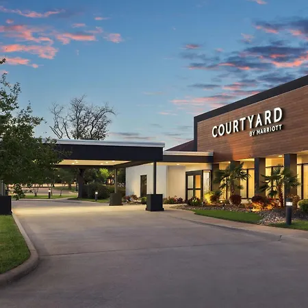 Courtyard By Marriott Dallas-Fort Worth/Bedford-3