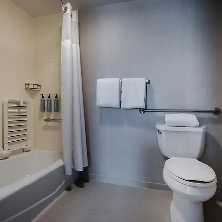 Residence Inn By Marriott Chesapeake Greenbrier-2