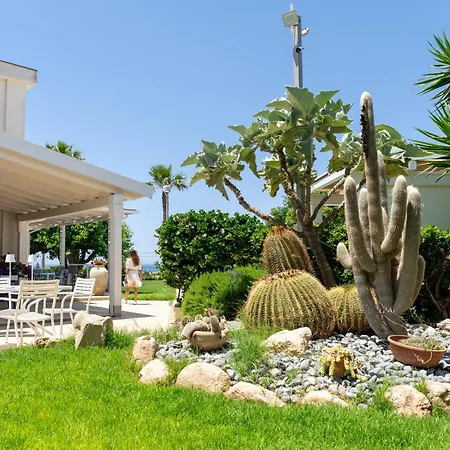 Sikelika Residence Sul Mare-3