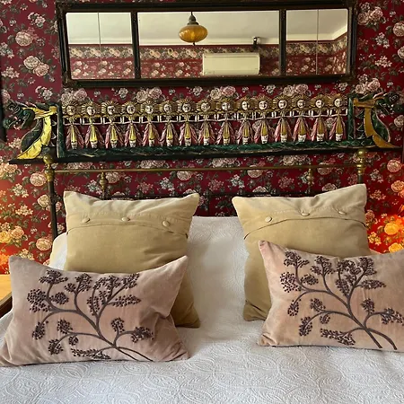 Munroe Inn Boutique Hotel-2