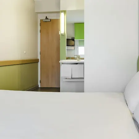 Ibis Budget Warszawa West Station-3