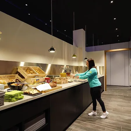 Ibis Styles Liege Guillemins-2