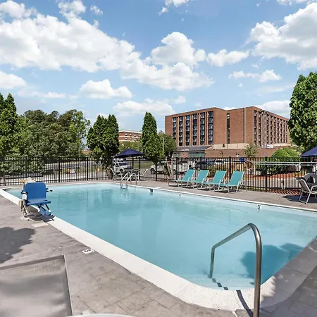 Best Western Plus Executive Hotel Richmond-3